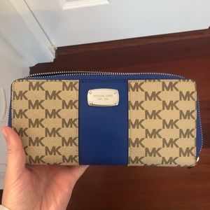 Michael Kors wallet